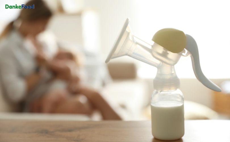 Tùy theo từng khoảng thời gian mà lượng ml sữa lại khác nhau